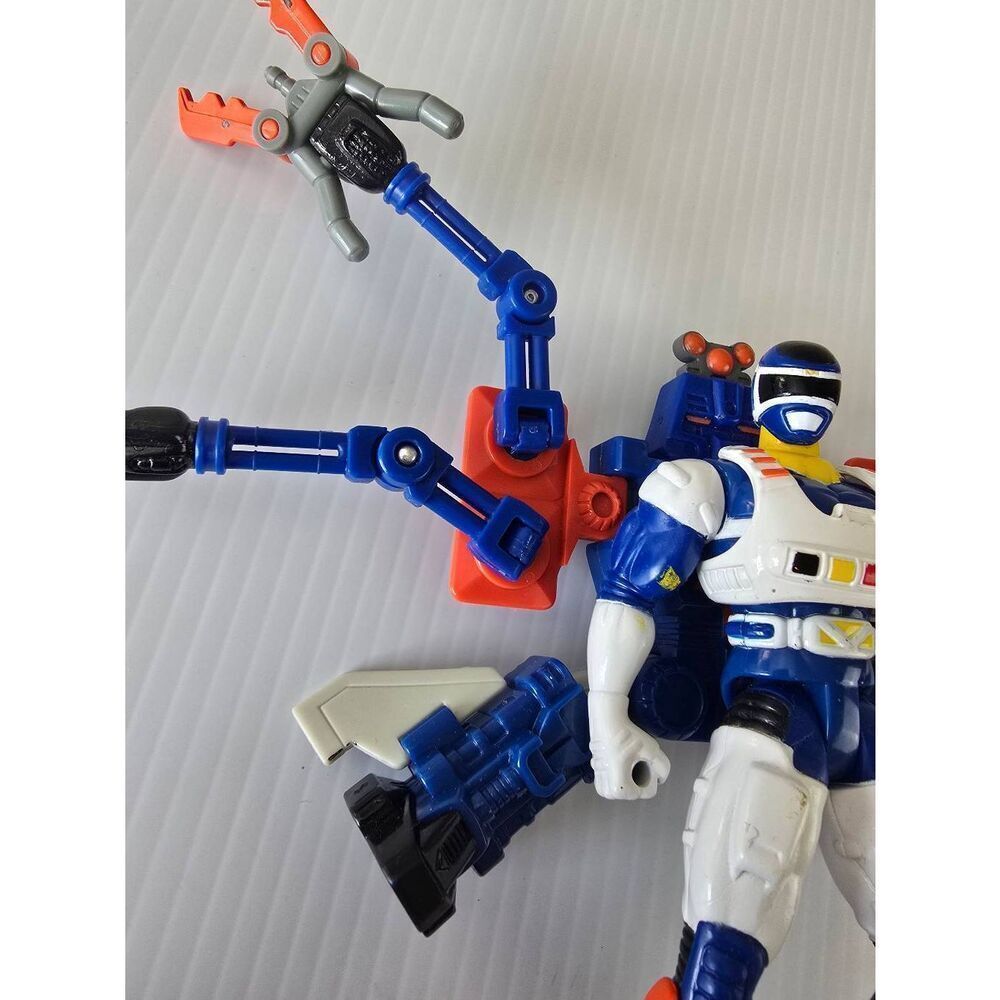 Power Rangers in Space Blue Battlized Power Ranger *Incomplete* - Picture 2 of 8